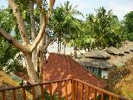 วิวบ้านยงยุทธบุรี จากระเบียงบ้านสดใส ธานี